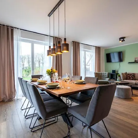 Ferienhaus Reetsnacker - Mit Kamin, Sauna Und Whirpool Für 8 Personen *